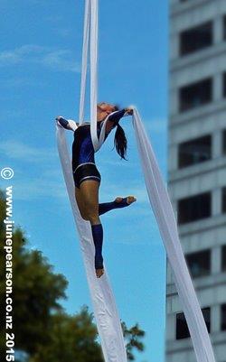 5a -  ChCh NZ -  Trapeze performer